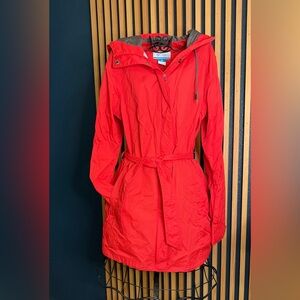 Womens Columbia "Pardon My Trench" Omni-Shield Vented Rain jacket. Sz Med